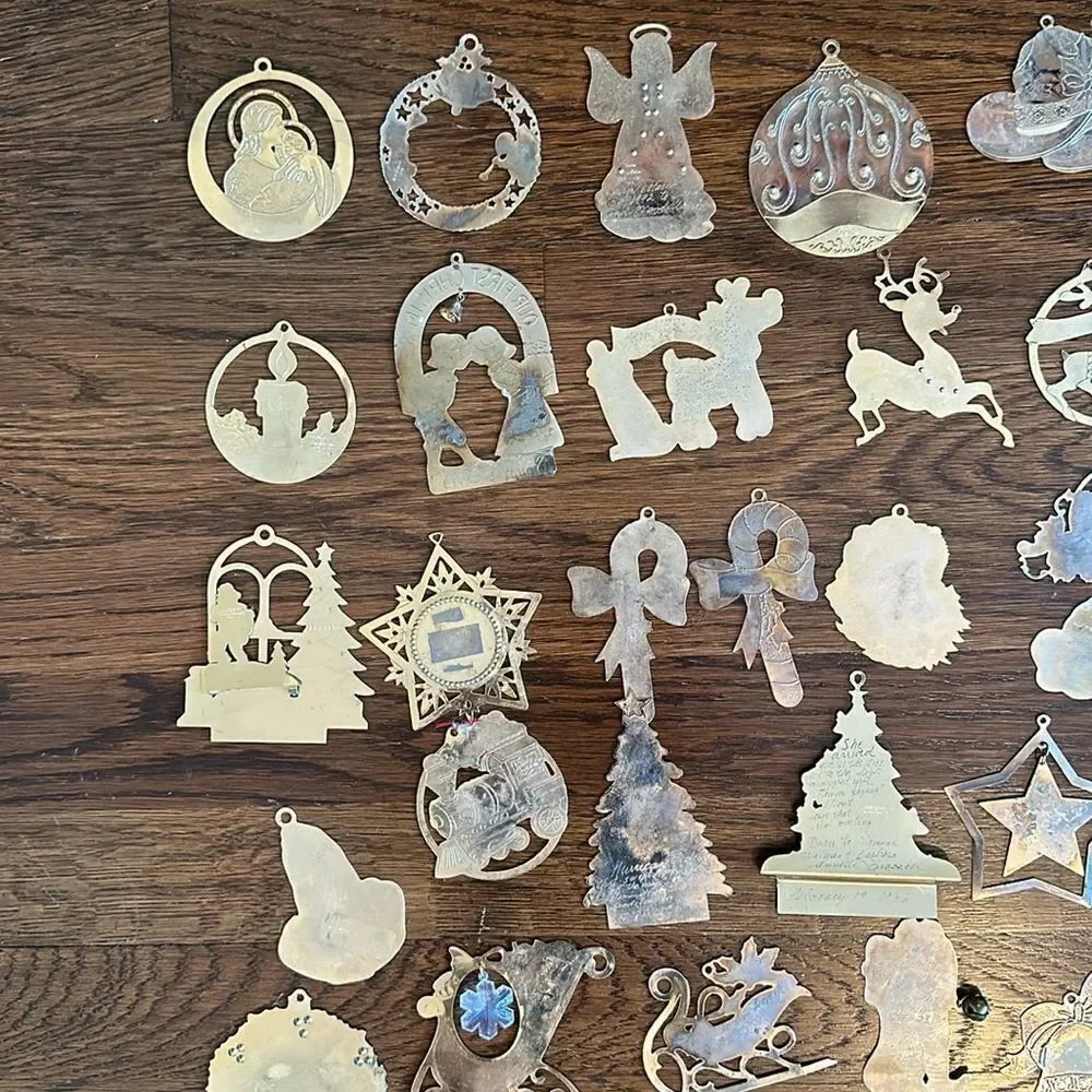 Lot of 42 vintage gold brass engraved Christmas‎ tree ornaments